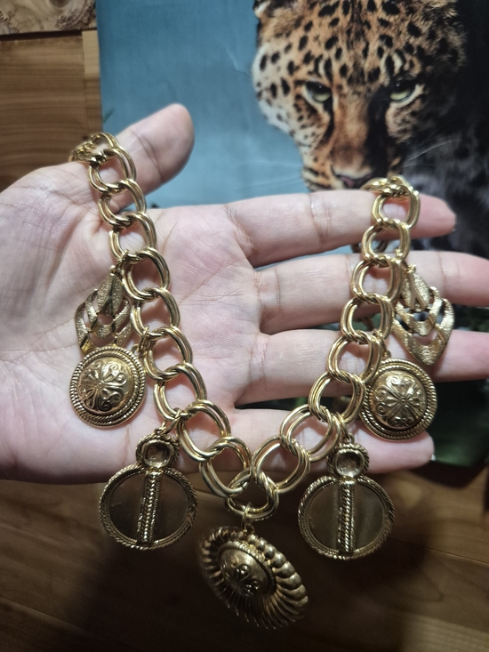 Vintage Jewelry - Vintage Gold Charm Medallion Necklace
